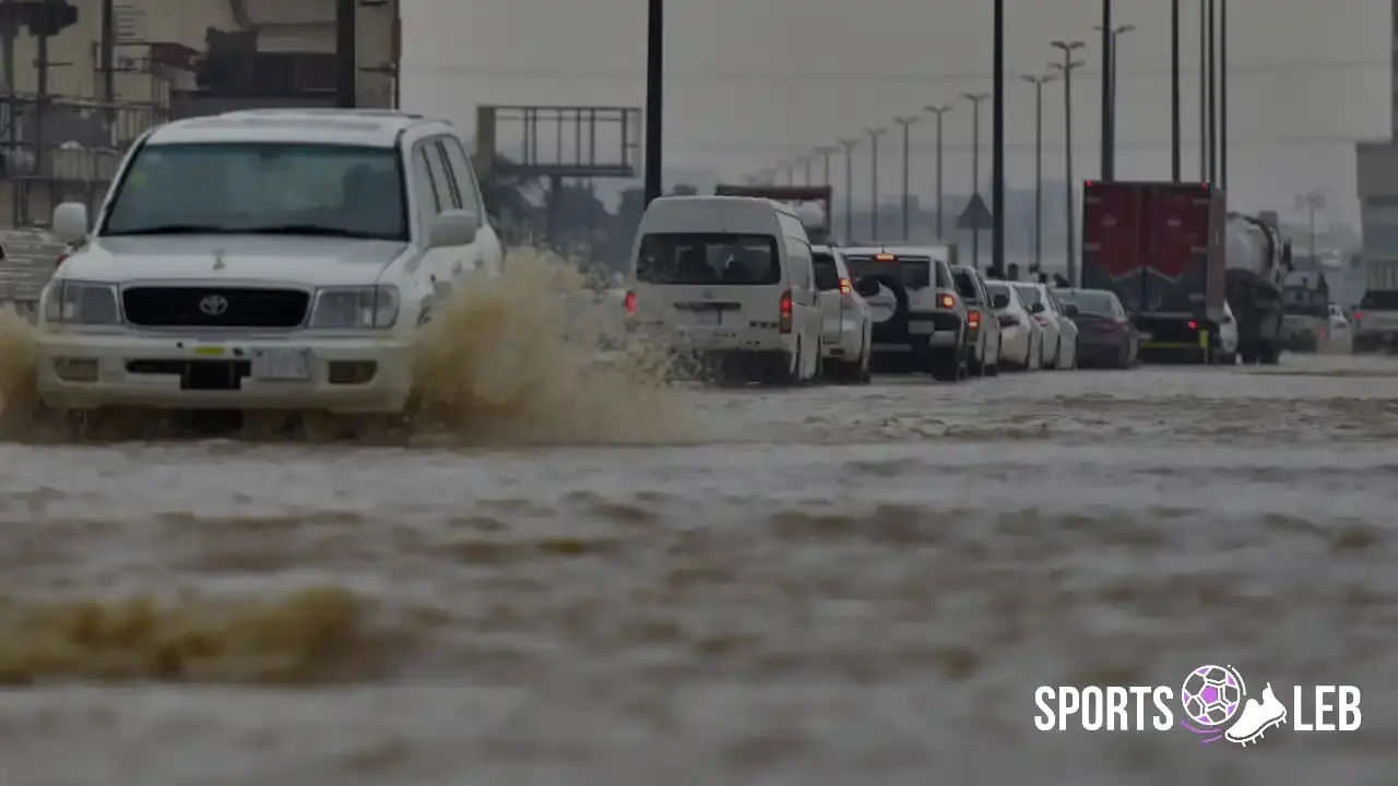 تحذيرات مرتقبة.. أمطار غزيرة وسيول وصواعق تضرب العراق والسعودية 2025